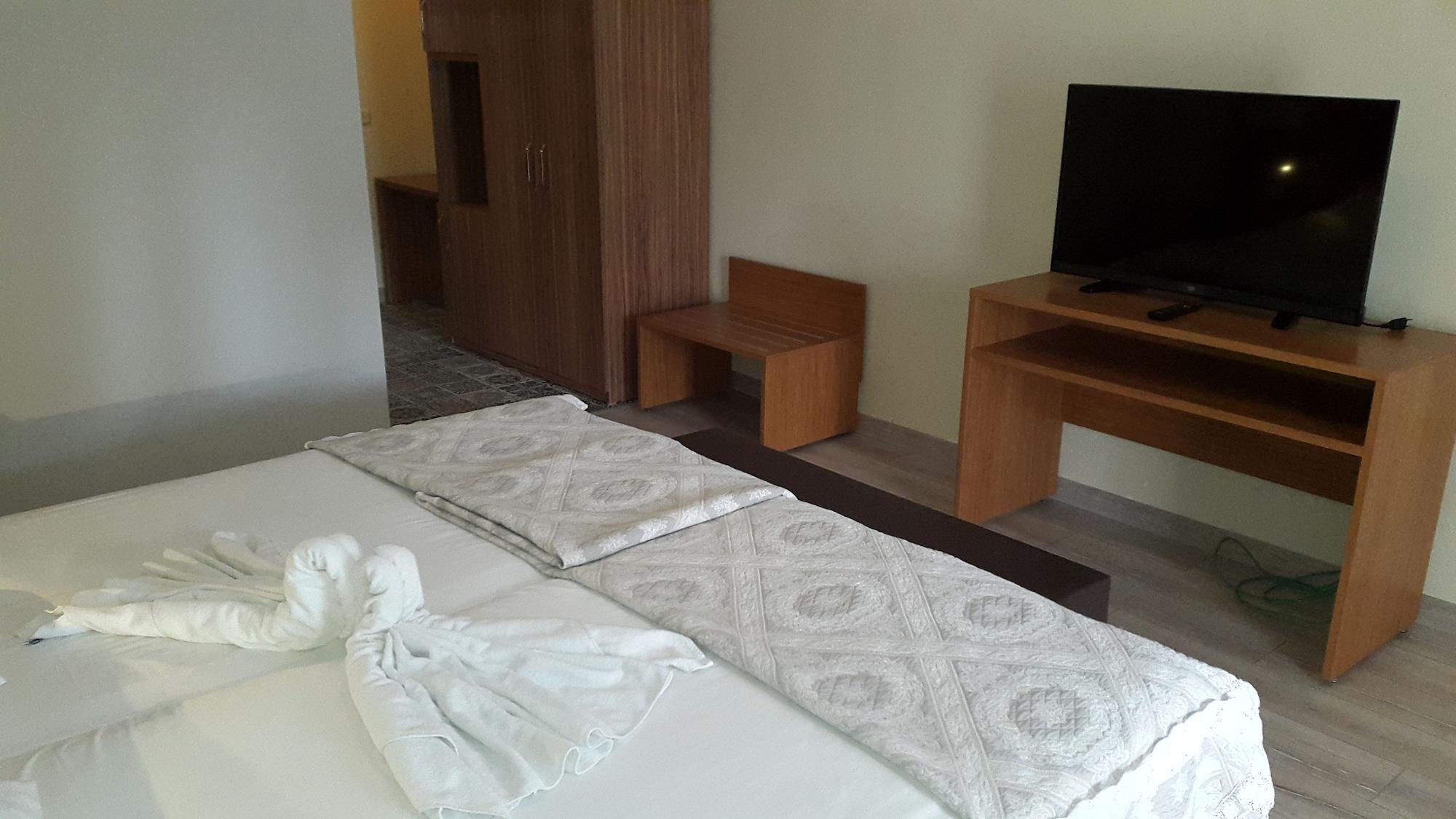 Begonville Hotel (Adults Only) มาร์มาริส ภายนอก รูปภาพ