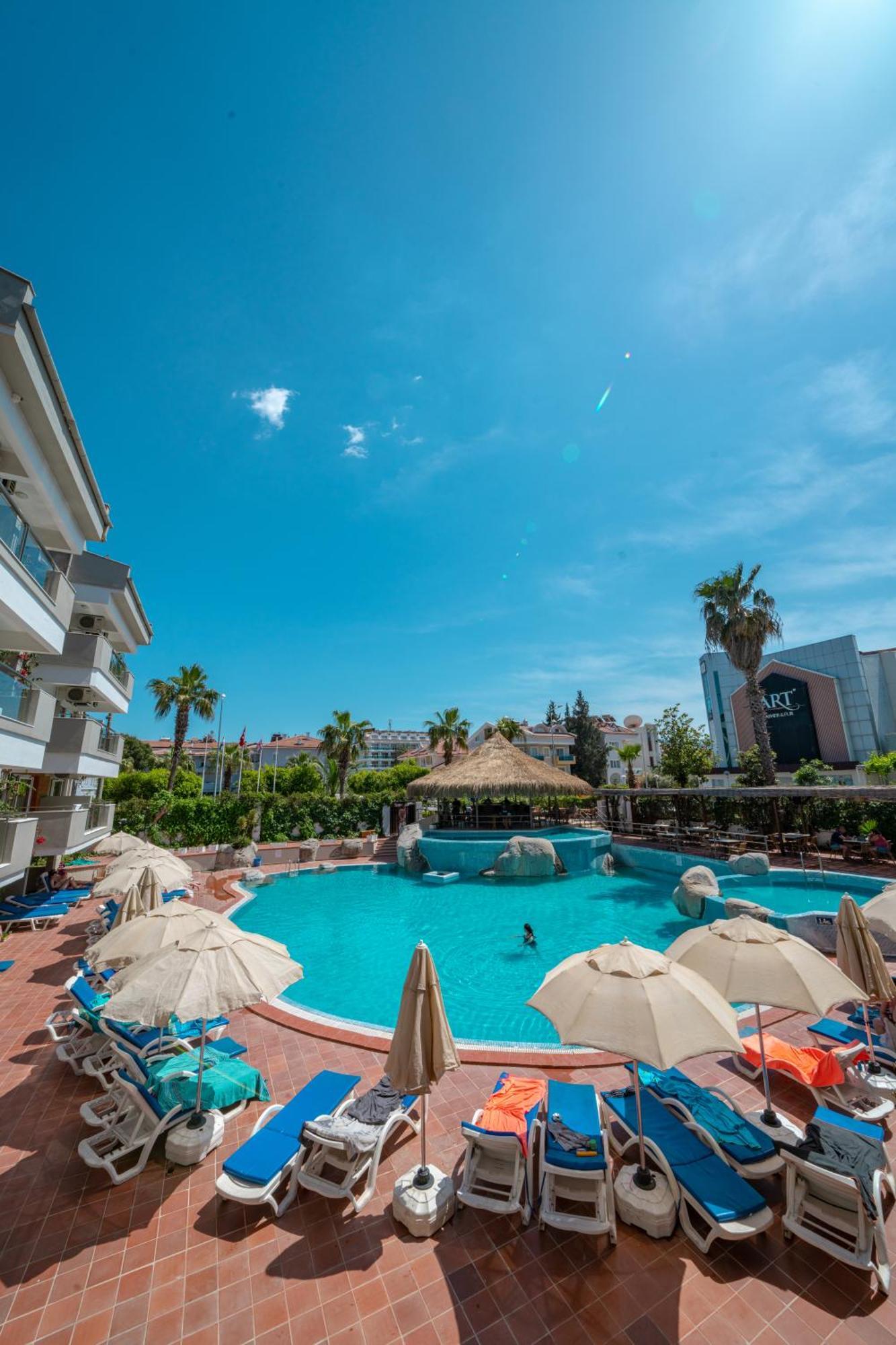 Begonville Hotel (Adults Only) มาร์มาริส ภายนอก รูปภาพ