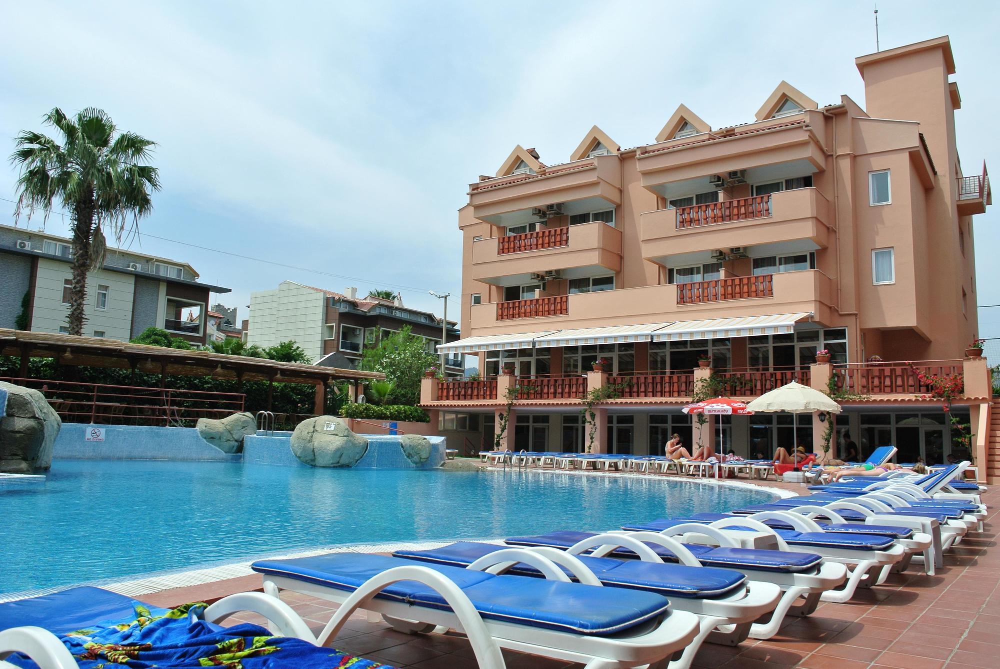 Begonville Hotel (Adults Only) มาร์มาริส ภายนอก รูปภาพ